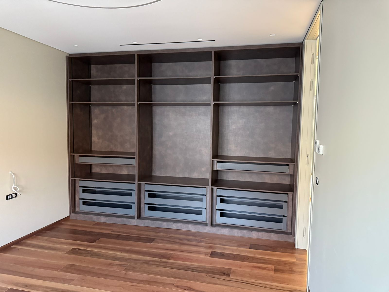 2025 06 01 at 18.09.33 (2)